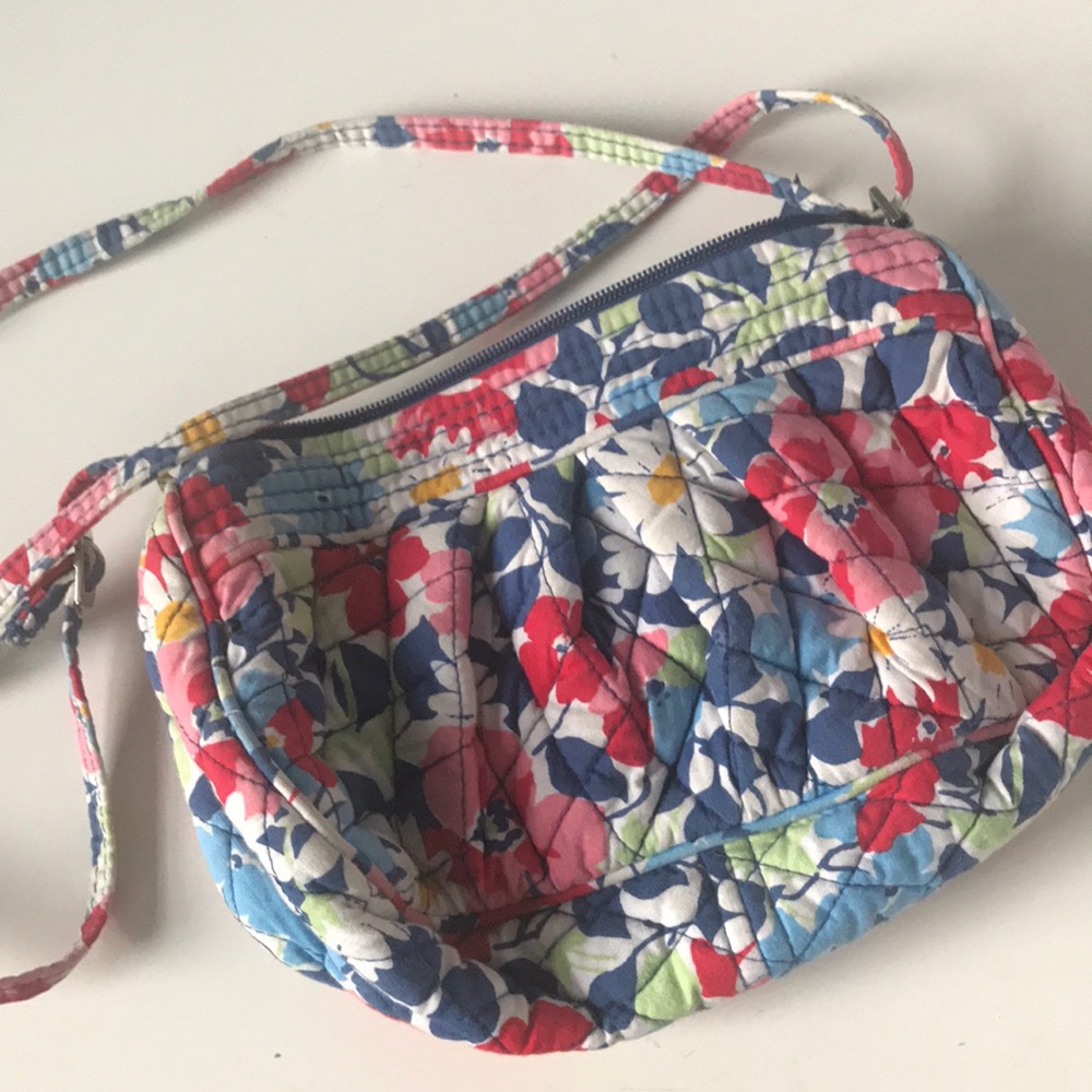 Small Vera Bradley crossbody /shoulder bag